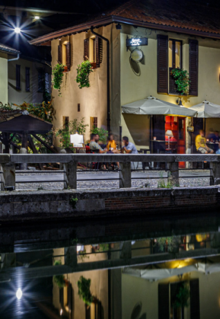 Navigli notturni - Vicolo Lavandai - Foto Corrado Formenti