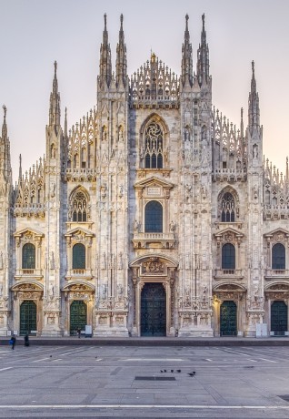 An empty Piazza Duomo