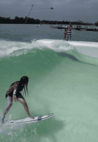 Surf all'idroscalo di Milano