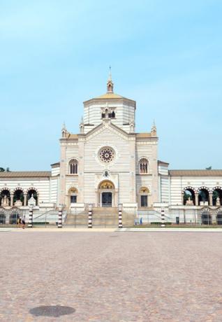 Monumental Cemetery - entrance