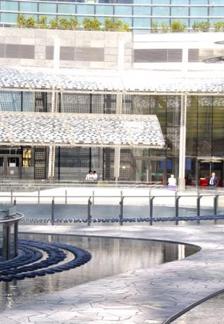 Piazza Gae Aulenti