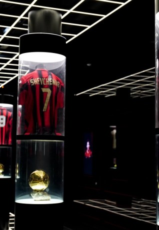 Casa Milan - Museo - Sala dei Palloni d'oro