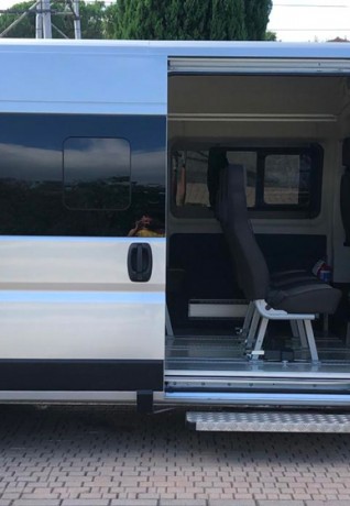 Car rental with driver: accessibility